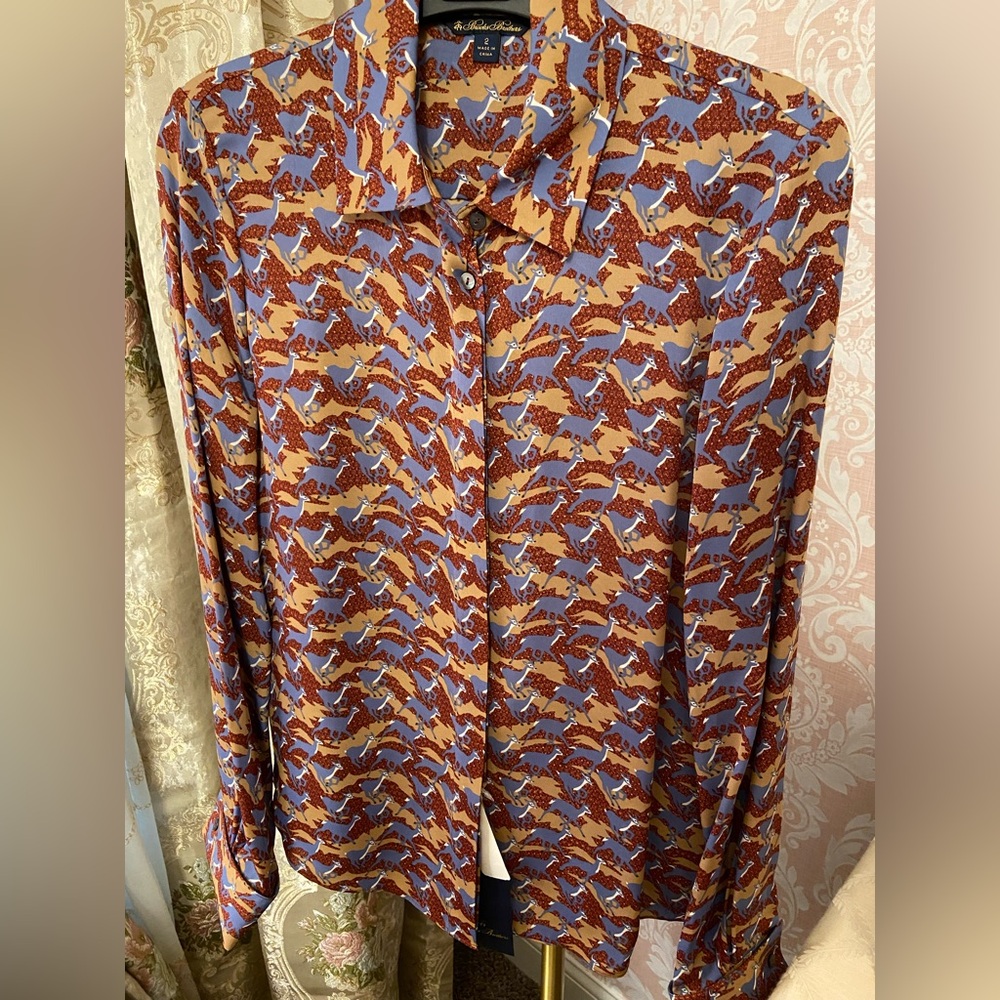 NWT Brooks Brothers 100% silk deer blouse size 2